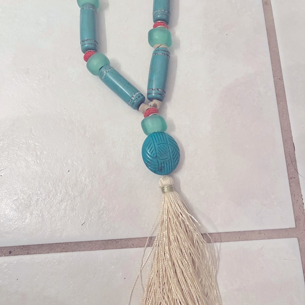 Chicos Chunky Turquoise and Coral Lanyard Statement Necklace adjustable clasp